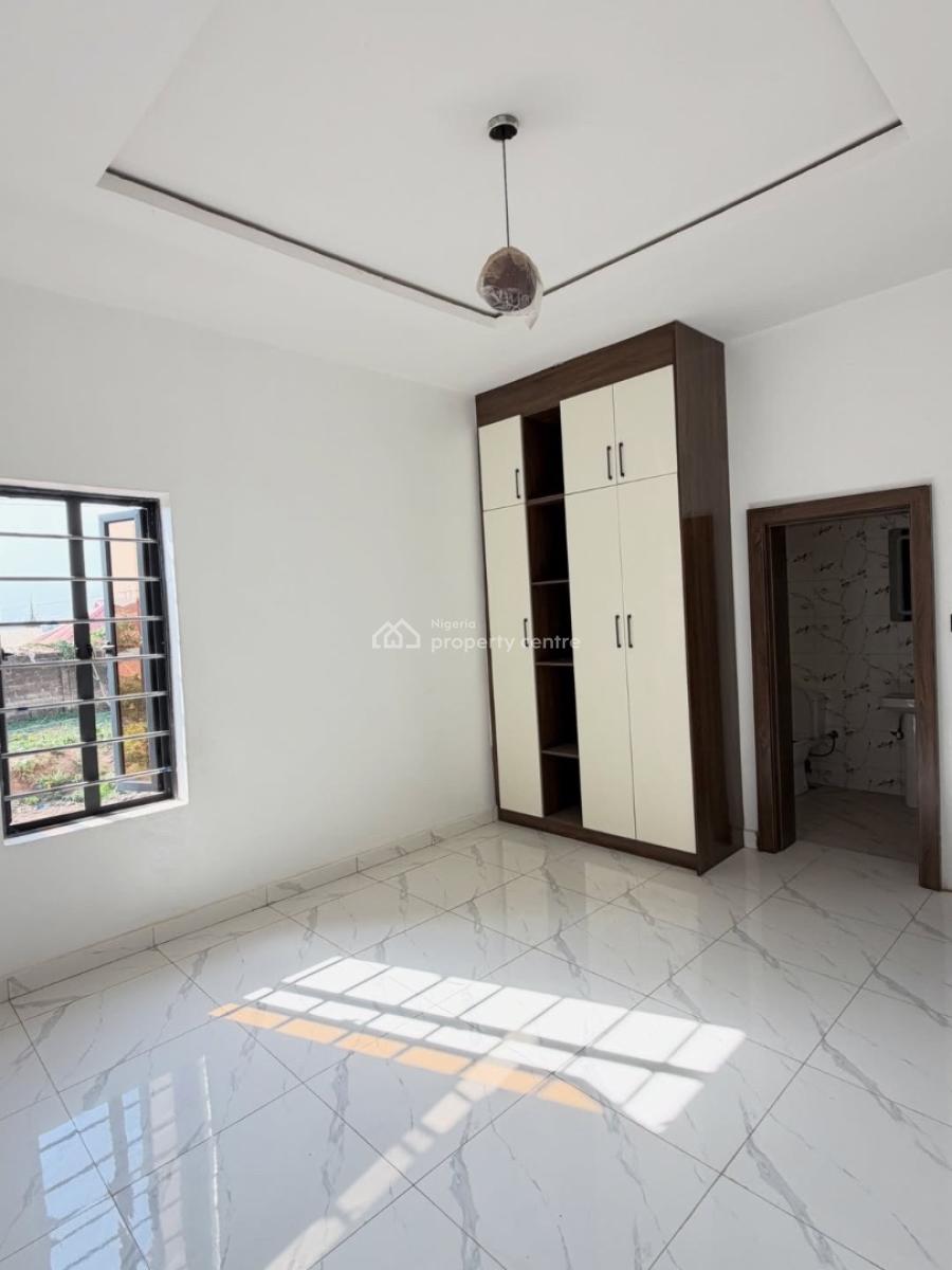 4 Beds + Bq  Detached  1 Bed Guest Chalet, Lokogoma District, Abuja, Detached Duplex for Sale