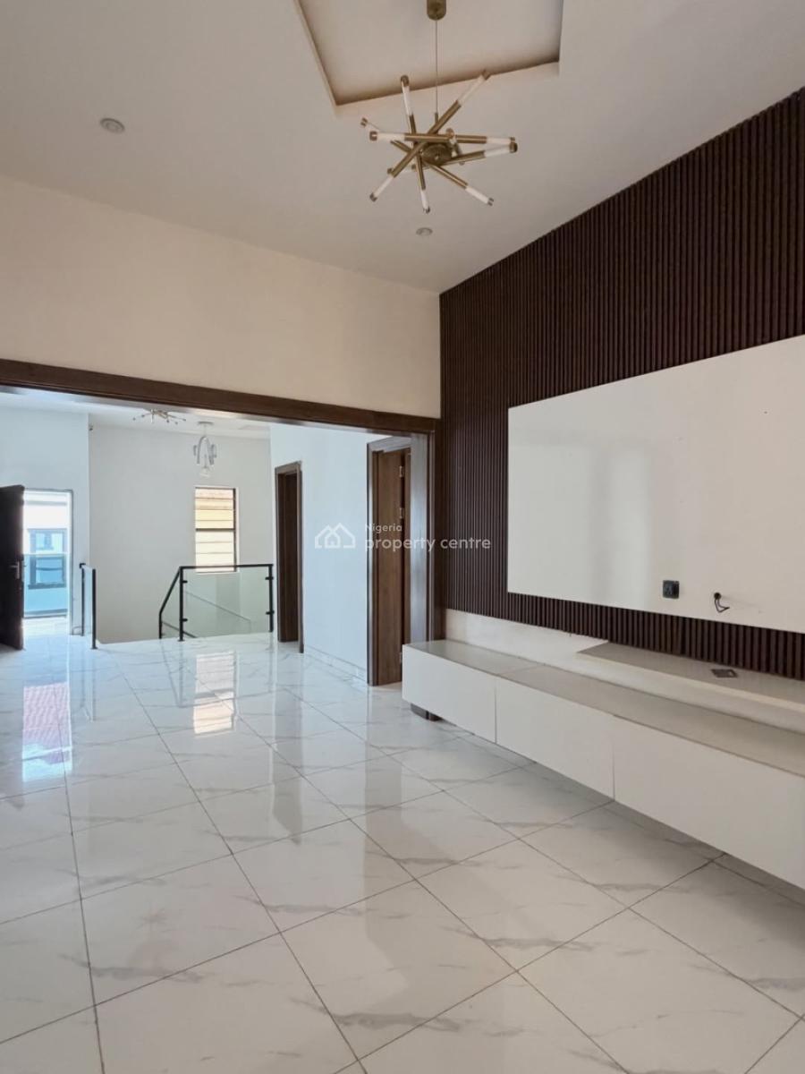 4 Beds + Bq  Detached  1 Bed Guest Chalet, Lokogoma District, Abuja, Detached Duplex for Sale