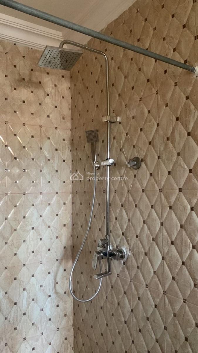 Luxury and Standard Three Bedroom Flat, Off Queens College, Onike, Yaba, Lagos, Flat / Apartment for Rent
