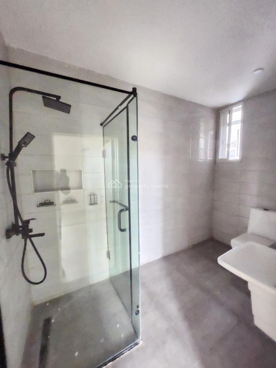 Spacious 3 Bedroom Apartment with 24hrs Power Supply,, Victoria Island, Victoria Island (vi), Lagos, Flat / Apartment for Rent