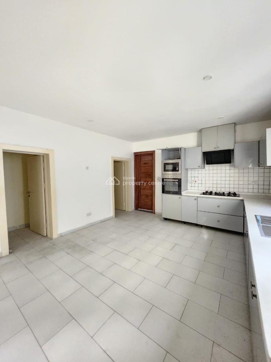 Spacious 3 Bedroom Apartment with 24hrs Power Supply,, Victoria Island, Victoria Island (vi), Lagos, Flat / Apartment for Rent
