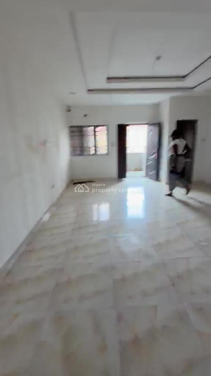 3-bedroom Flat Second Floor  Secure Gated Compound, Enl Estate, Guzape District, Abuja, Flat / Apartment for Rent