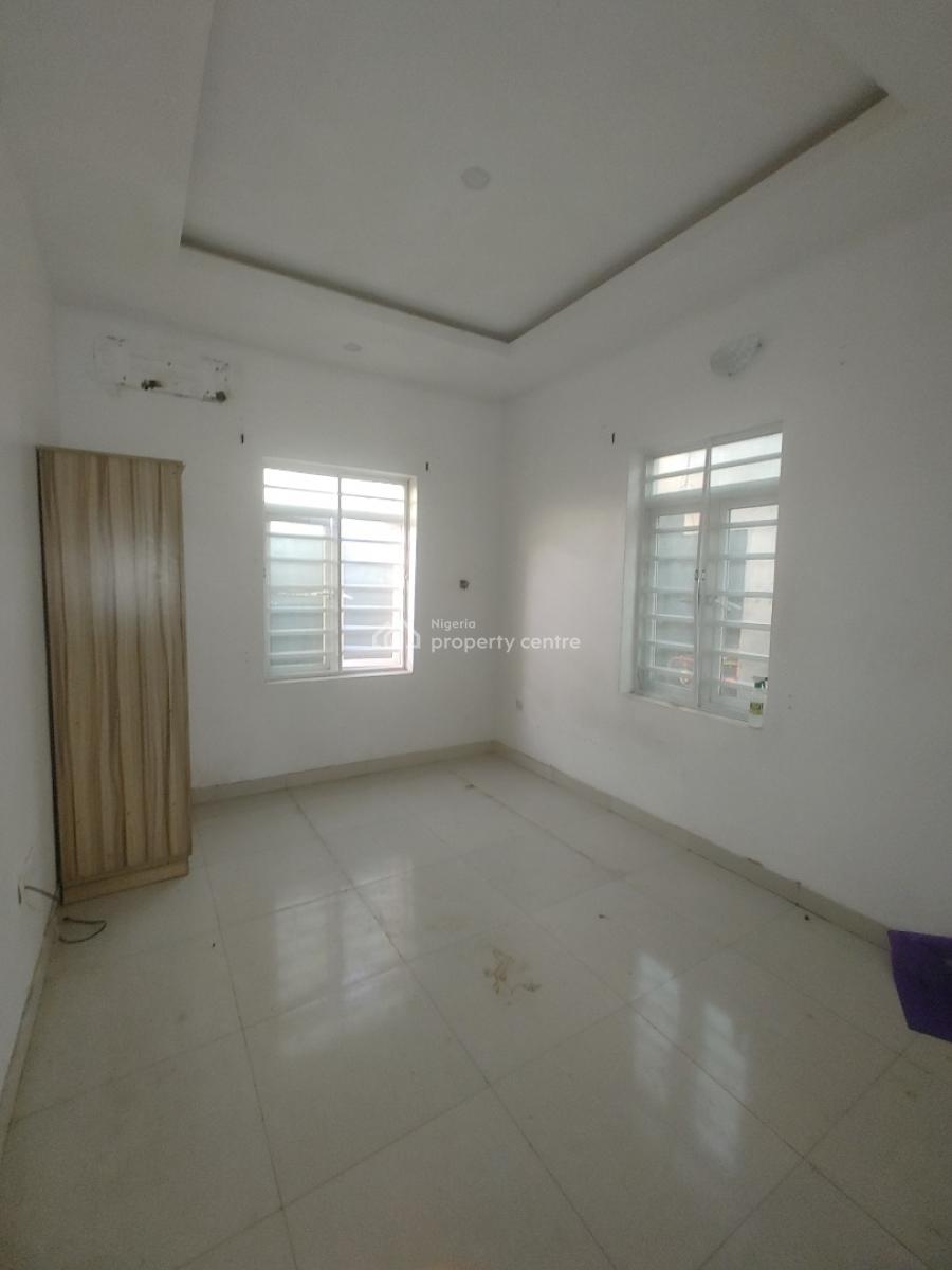 Very Sharp 2 Bedroom Flat in an Estate Close to Express Way, Sangotedo, Sangotedo, Ajah, Lagos, Flat / Apartment for Rent