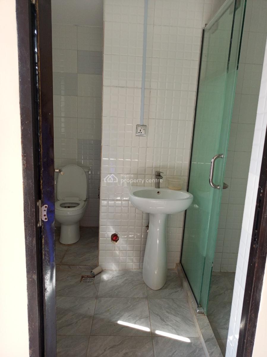 Serviced 3bedroom on Second Floor with Dinning, Serene Area, Ikate Elegushi, Lekki, Lagos, Flat / Apartment for Rent