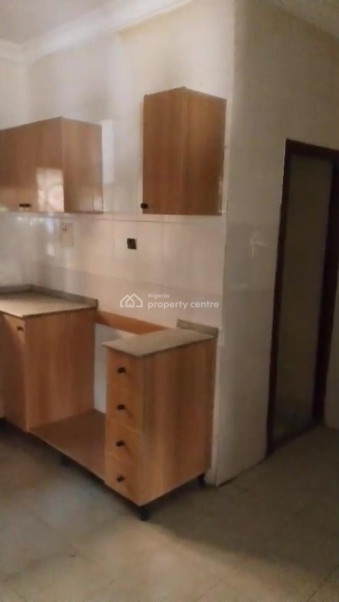 4-bedroom Terrace Duplex  Apo Legislative Quarters, Zone E, Apo Legislative Quarters, Apo, Abuja, Terraced Duplex for Rent