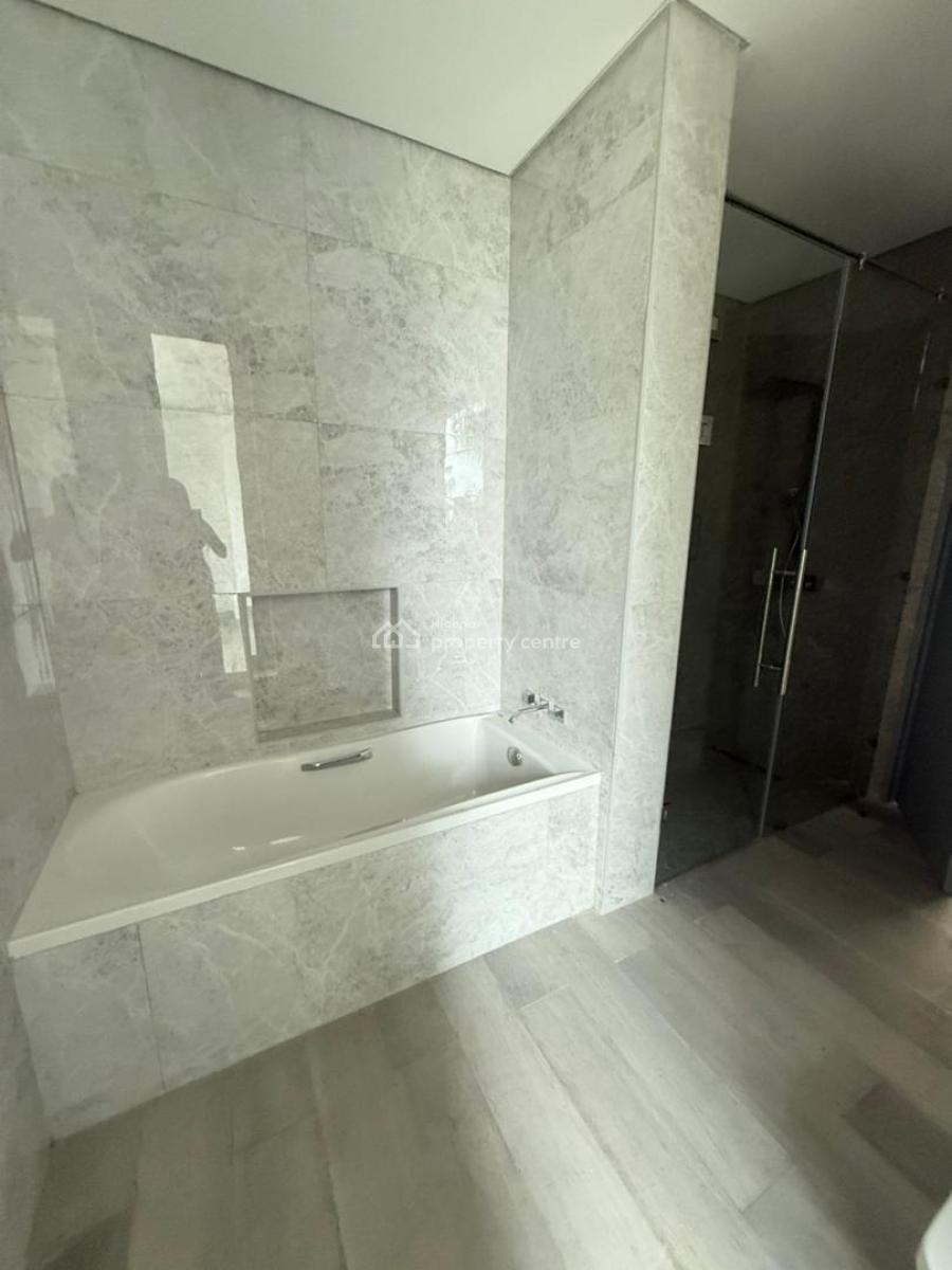 Luxury and Spacious Three (3) Bedroom Apartment., Banana Island, Ikoyi, Lagos, Flat / Apartment for Rent
