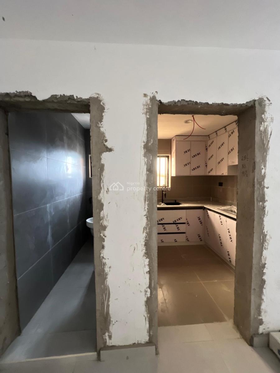 Fully Finished 2bed Apartment Just 10mins From The Airport with Return, Elevator,concierge Services,fully Serviced Estate,ample Parking, Adeniyi Jones, Ikeja, Lagos, Flat / Apartment for Sale