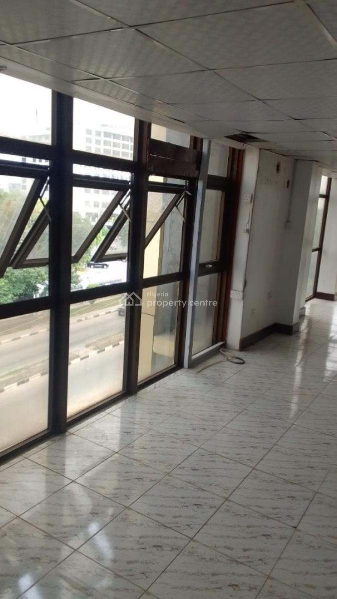 135sqm Open Plan Office Spaces  Directly on Ademola Adetokunbo Stree, Ademola Adetokunbo Stree, Victoria Island (vi), Lagos, Office Space for Rent