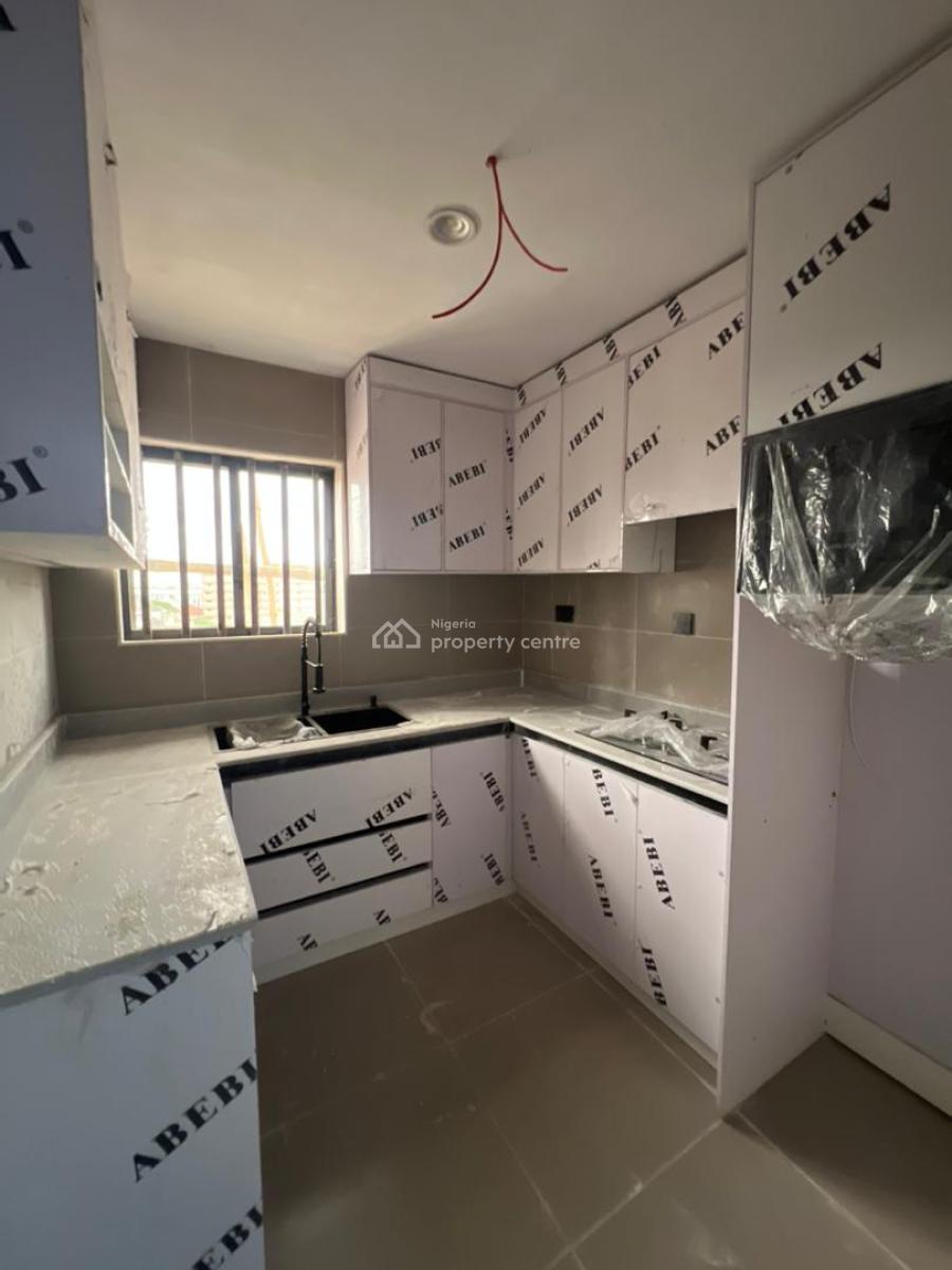 Fully Furnished 2 Bedroom Apartments in Ikeja in a Gated Estate, Just 10 Minutes From The Airport Hotel, Adeniyi Jones, Ikeja, Lagos, Flat / Apartment for Sale