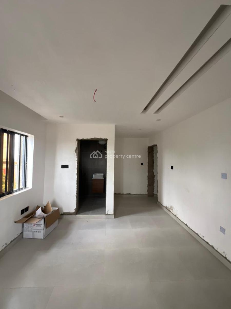 Fully Furnished 2 Bedroom Apartments in Ikeja in a Gated Estate, Just 10 Minutes From The Airport Hotel, Adeniyi Jones, Ikeja, Lagos, Flat / Apartment for Sale