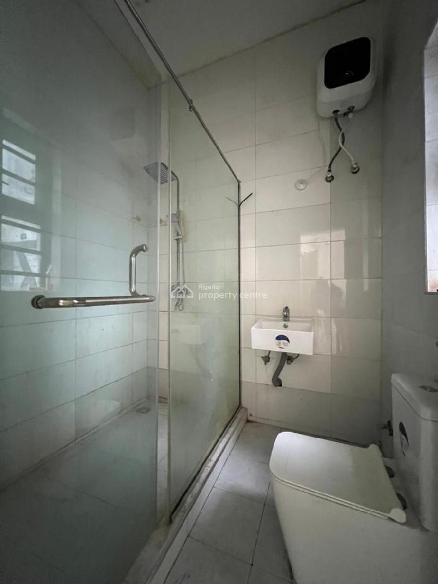 Spacious 2 Bedroom Apartment, Lekki Scheme 2, Ajah, Lagos, Flat / Apartment for Rent