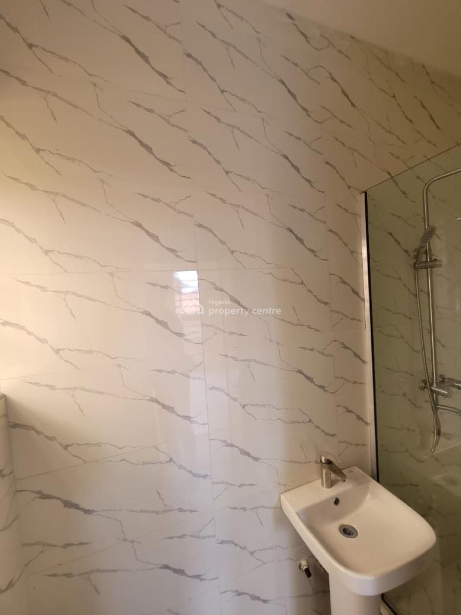 Modern 2 Bedroom Apartment at Ajah, Thomas Estate, Ajah, Lagos, Flat / Apartment for Rent