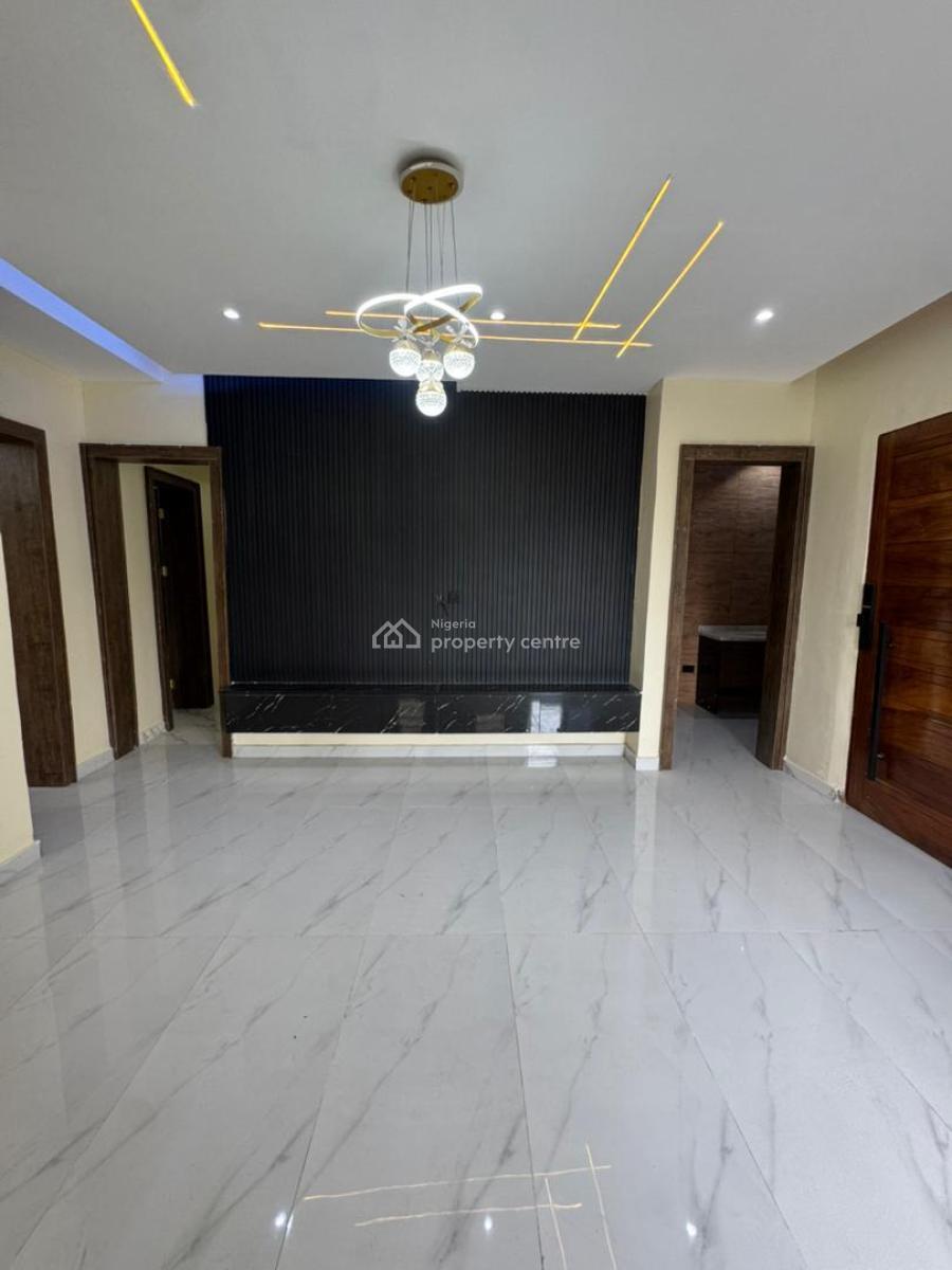 Luxury and Well Built 3 Bedroom Flat, Lekki Phase 1, Lekki, Lagos, Flat / Apartment for Sale