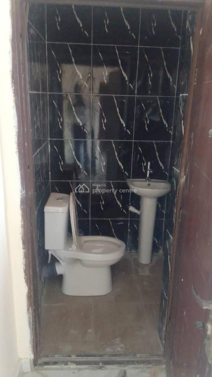 2 Units of Newly Renovated Spacious 3 Bedroom Flats (partially Service, Ikate Elegushi, Lekki, Lagos, Flat / Apartment for Rent