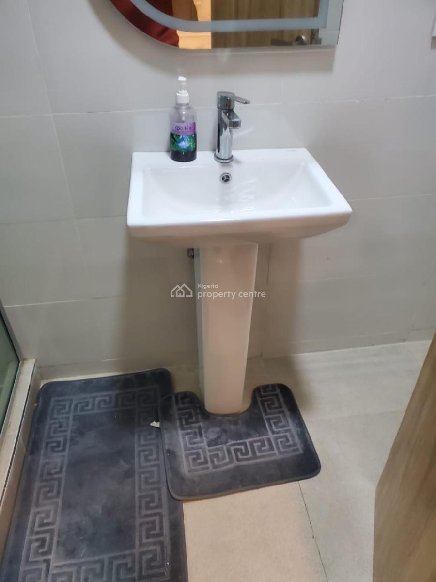 1 Bedroom Apartment, Chevron, Igbo Efon, Lekki, Lagos, Flat / Apartment Short Let