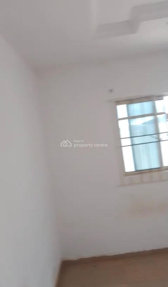 a Clean Room and Parlor Pop, Agodongbon Housing Estate Along Lucky Fiber Road, Ikorodu, Lagos, Flat / Apartment for Rent