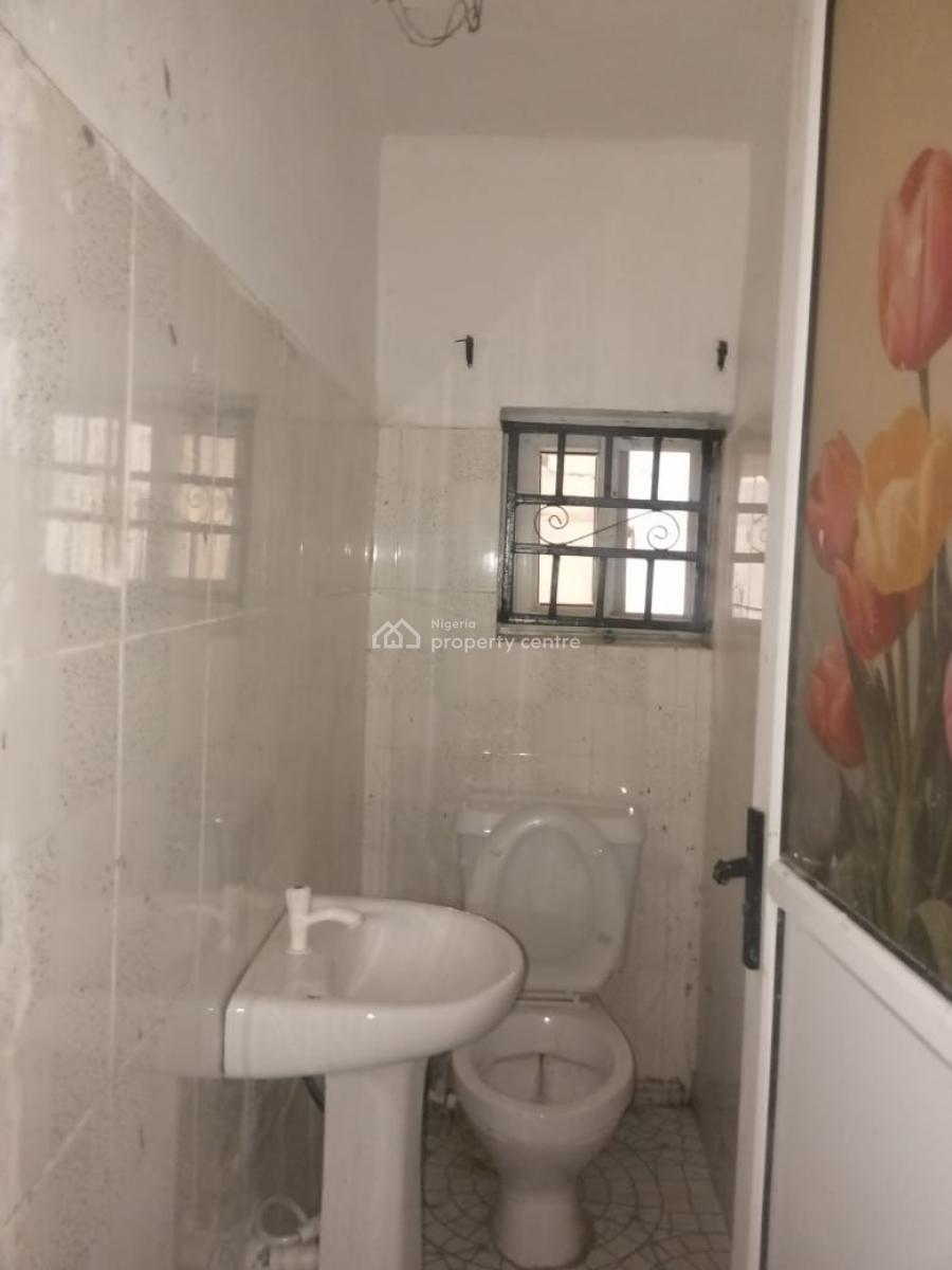 Self Serviced 2 Bedroom Flat in a Serene Environment, Ikate Elegushi, Lekki, Lagos, Flat / Apartment for Rent