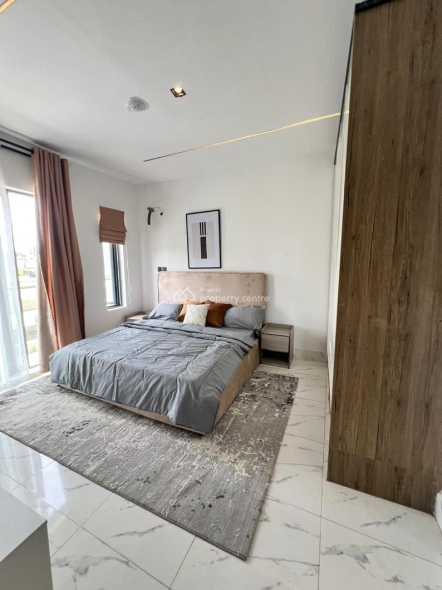 Elegant 2 Bedroom Apartment with Pool, Gym, Elevator, & Balconies, Lekki Phase 1, Lekki, Lagos, Flat / Apartment for Sale