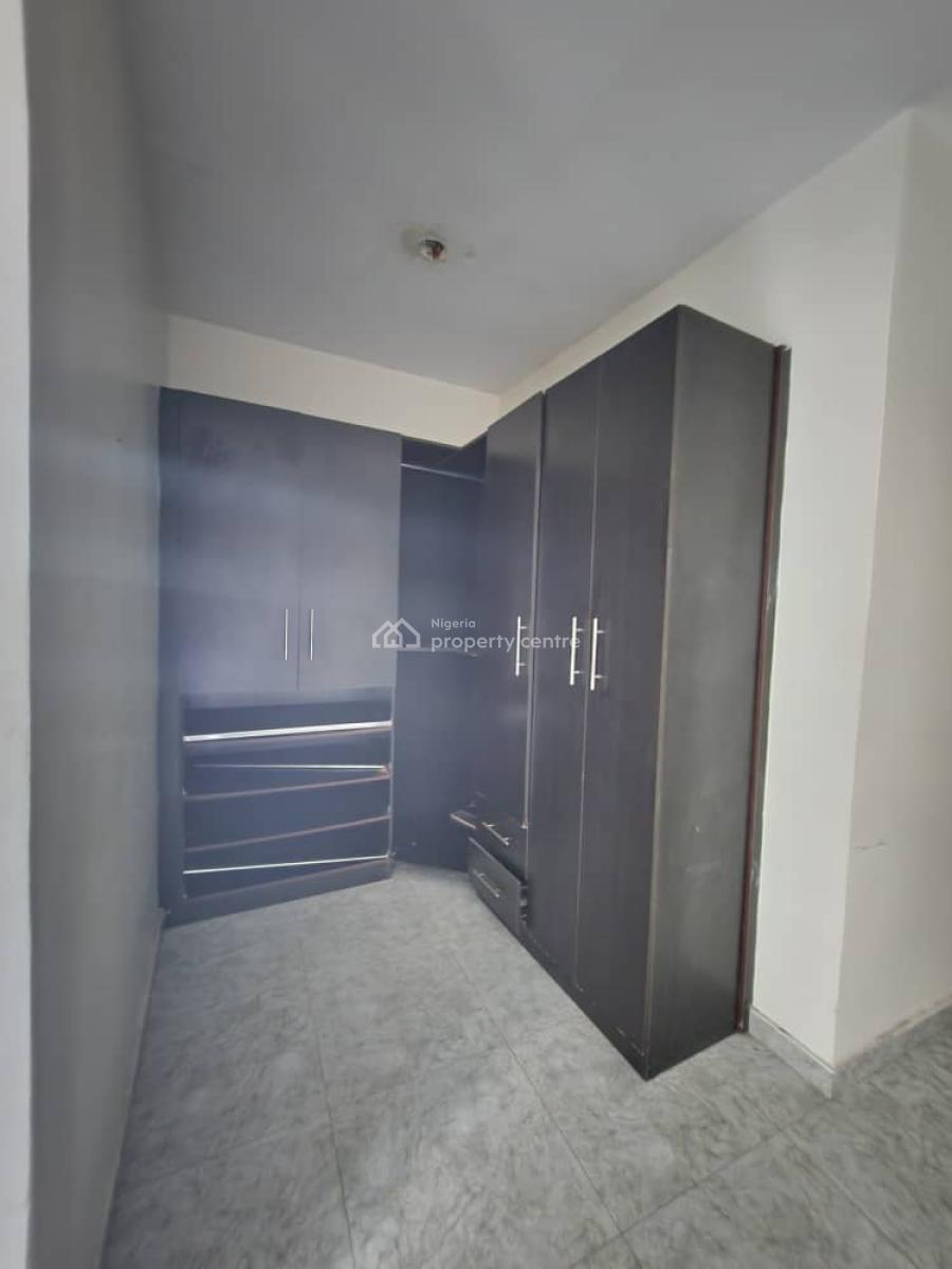 Spacious Master Bedroom Upstairs Shared Apartment, Lekki County Homes Ikota Lekki Lagos, Ikota, Lekki, Lagos, Flat / Apartment for Rent