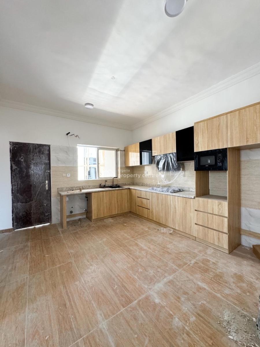 Serviced 2 Bedroom Terrace Duplex with Bq, Lekki Phase 1, Lekki Phase 1, Lekki, Lagos, Terraced Duplex for Sale