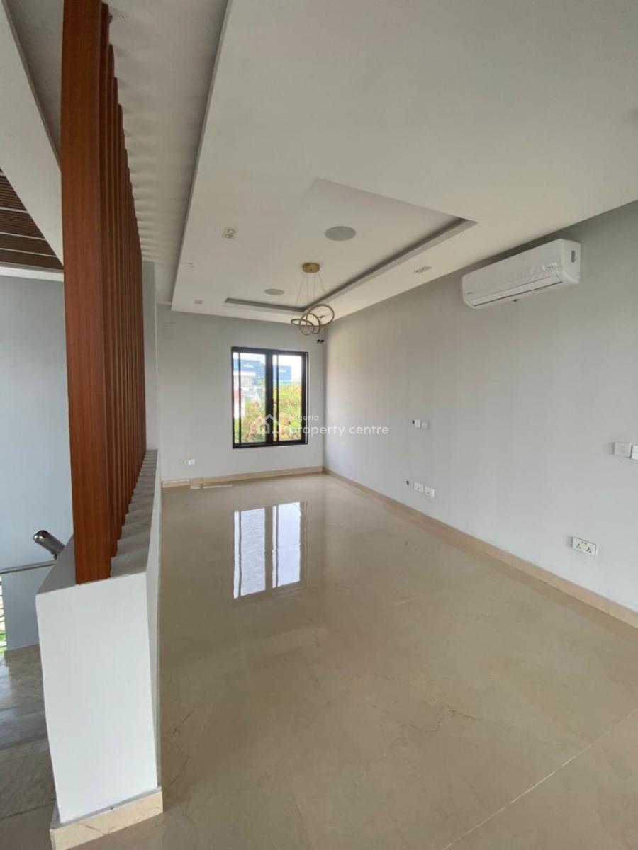 Ultra-luxury 6-bedroom Smart Villa, Banana Island, Ikoyi, Lagos, Detached Duplex for Sale