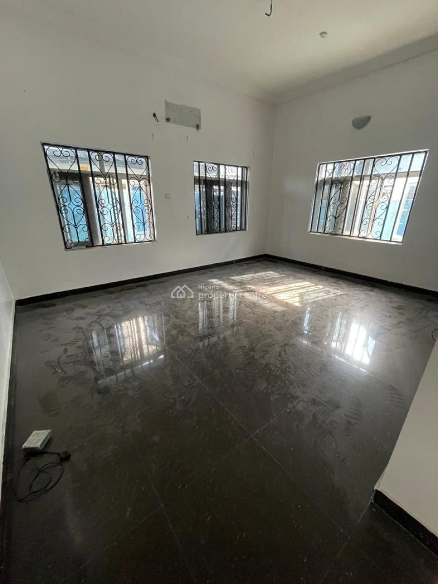2 Bedroom Maisonnette  Rt 12m Service Charge 1m  Agency 10, Location Lekki Phass1 Off Hakeem Dickson, Lekki Phase 1, Lekki, Lagos, Terraced Duplex for Rent