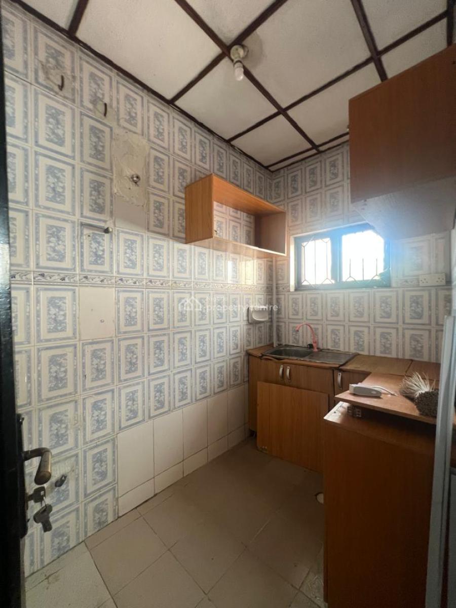 Luxury Miniflat with Personal Kitchen in an Estate Close to Road, Lekki-phase-1, Lekki Phase 1, Lekki, Lagos, Mini Flat (room and Parlour) for Rent