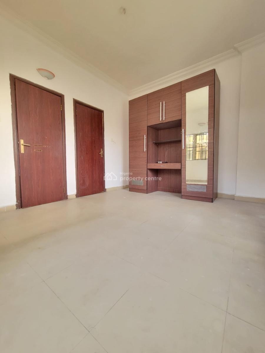 Sharp and Spacious 3bedroom Apartment, East Estate, Agungi, Lekki, Lagos, Flat / Apartment for Rent