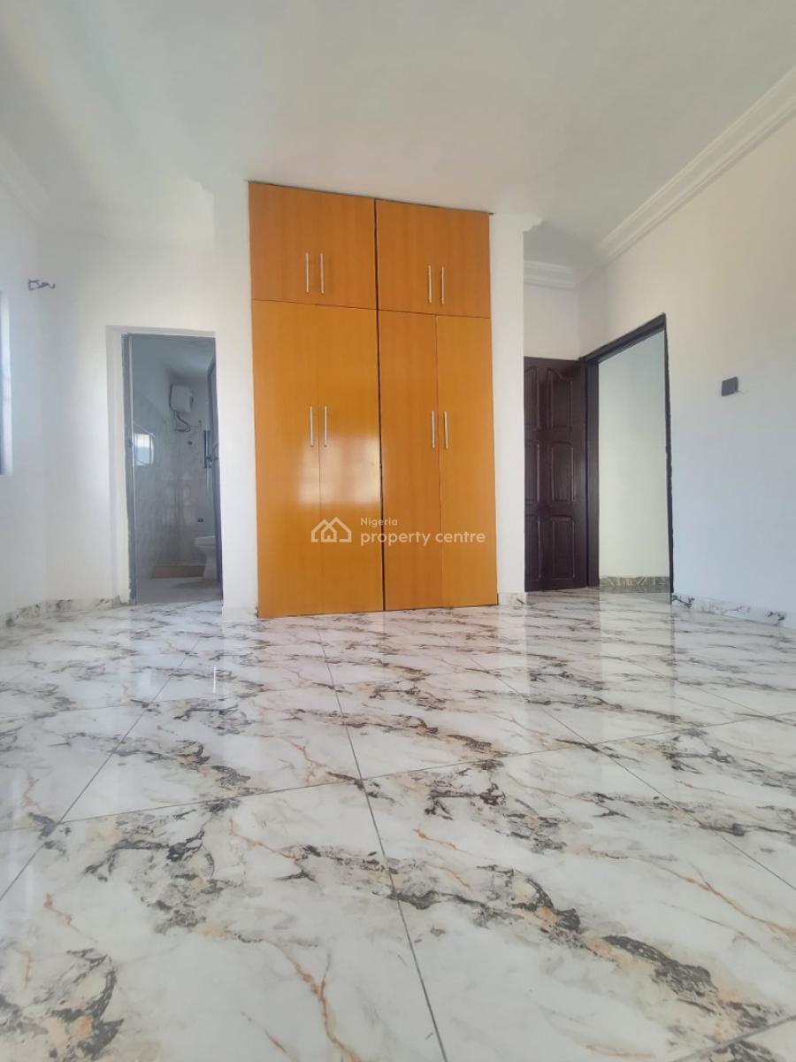 Standard and Clean 3bedroom Apartment, Royal View Estate, Agungi, Lekki, Lagos, Flat / Apartment for Rent