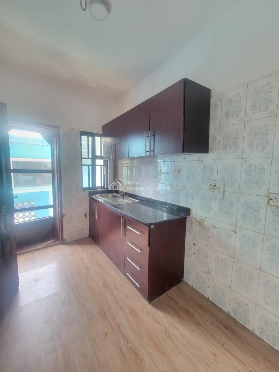Standard and Clean 3bedroom Apartment, Royal View Estate, Agungi, Lekki, Lagos, Flat / Apartment for Rent