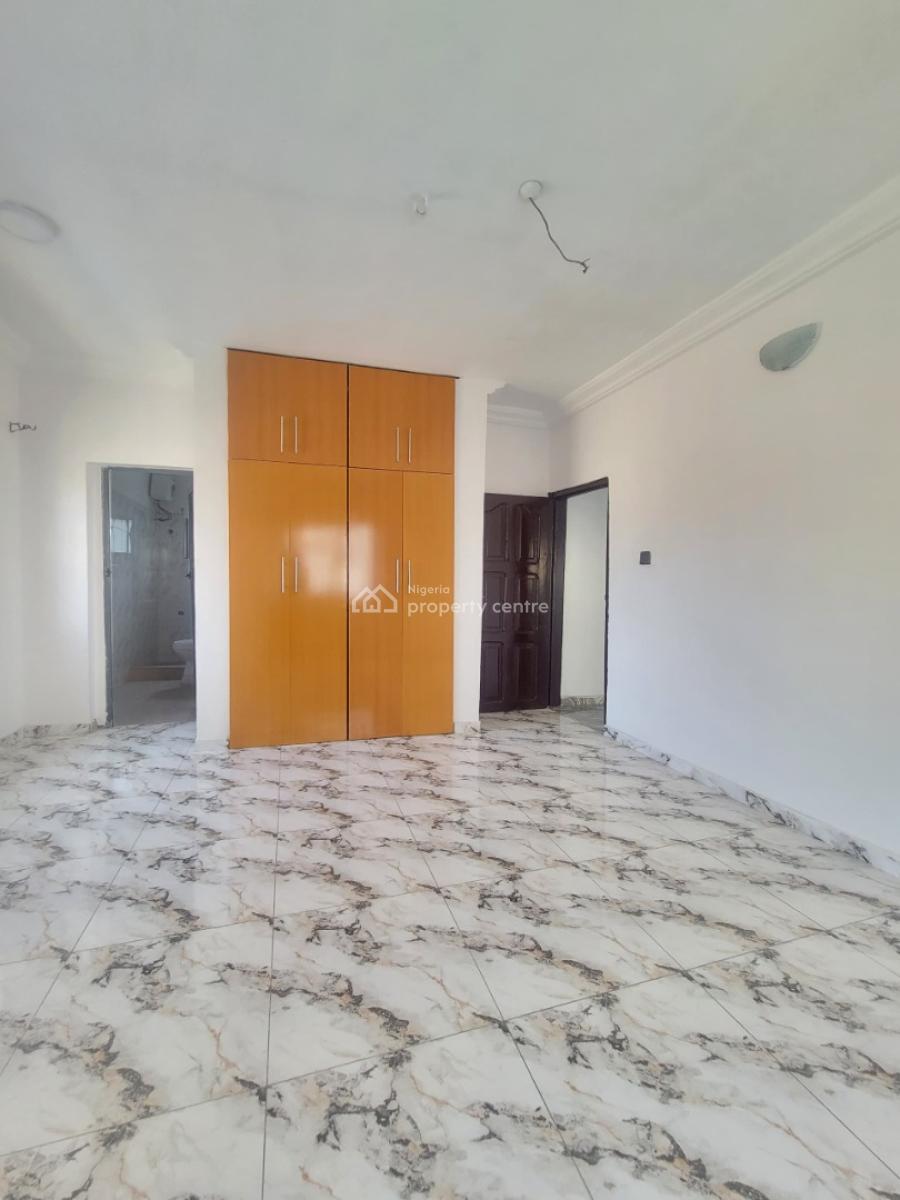 Standard and Clean 3bedroom Apartment, Royal View Estate, Agungi, Lekki, Lagos, Flat / Apartment for Rent