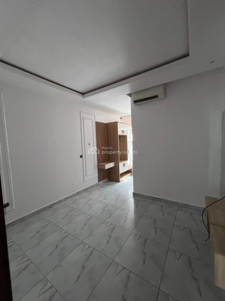 Luxury and in Secured Estate with Fantastic Am Maisonette End:, Freedom Way, Lekki Phase 1, Lekki, Lagos, Flat / Apartment for Rent
