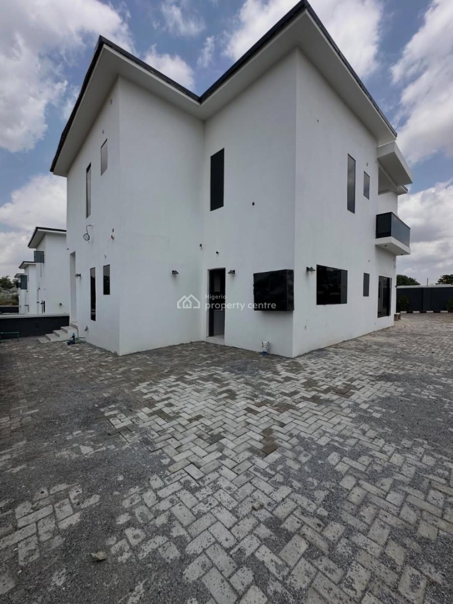 Pristine 4bedroom Detached Duplex with a Bq and a Study Room, Gaduwa, Abuja, Detached Duplex for Sale