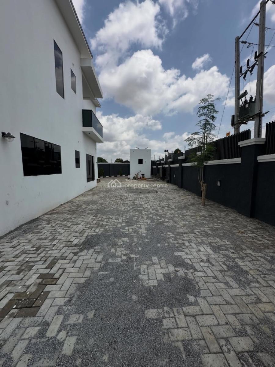 Pristine 4bedroom Detached Duplex with a Bq and a Study Room, Gaduwa, Abuja, Detached Duplex for Sale