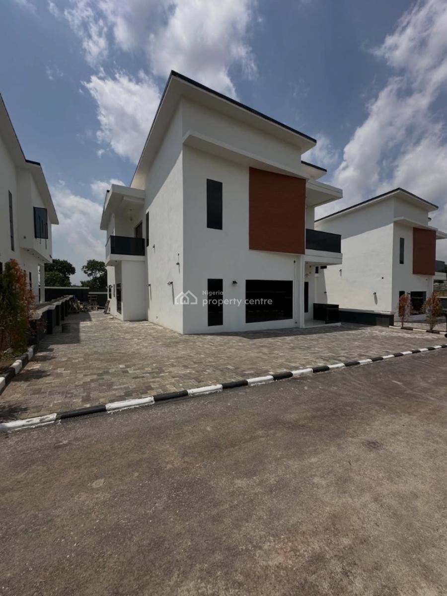 Pristine 4bedroom Detached Duplex with a Bq and a Study Room, Gaduwa, Abuja, Detached Duplex for Sale