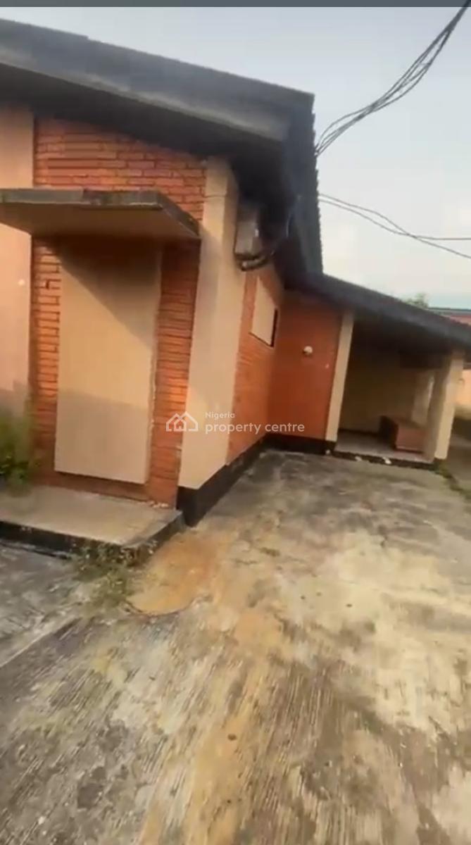 in Surulere!!!* *just Back in The Market* *dealing with The S, Bode Thomas, Surulere, Lagos, Detached Bungalow for Sale