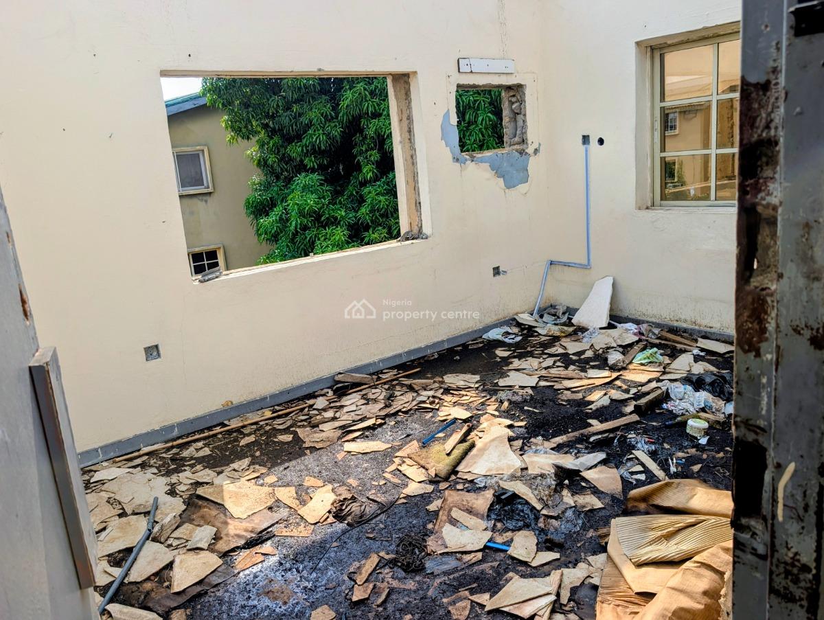 3bed Room Uncompleted Old Government House Wuse Zone 7, Zone 7, Zone 7, Wuse, Abuja, Flat / Apartment for Sale