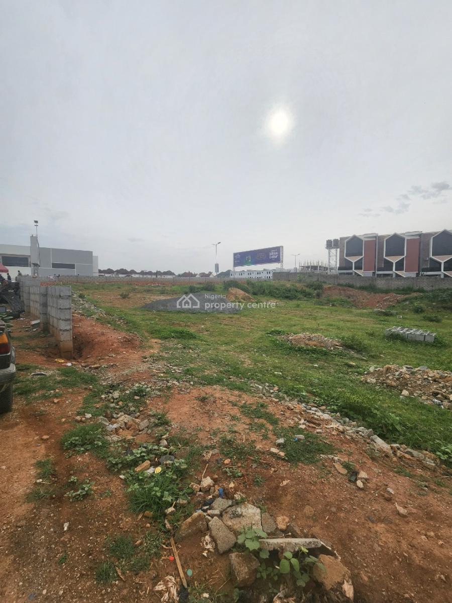 Plot of Land in an Estate, By H-medix Mall, Guzape District, Abuja, Residential Land for Sale