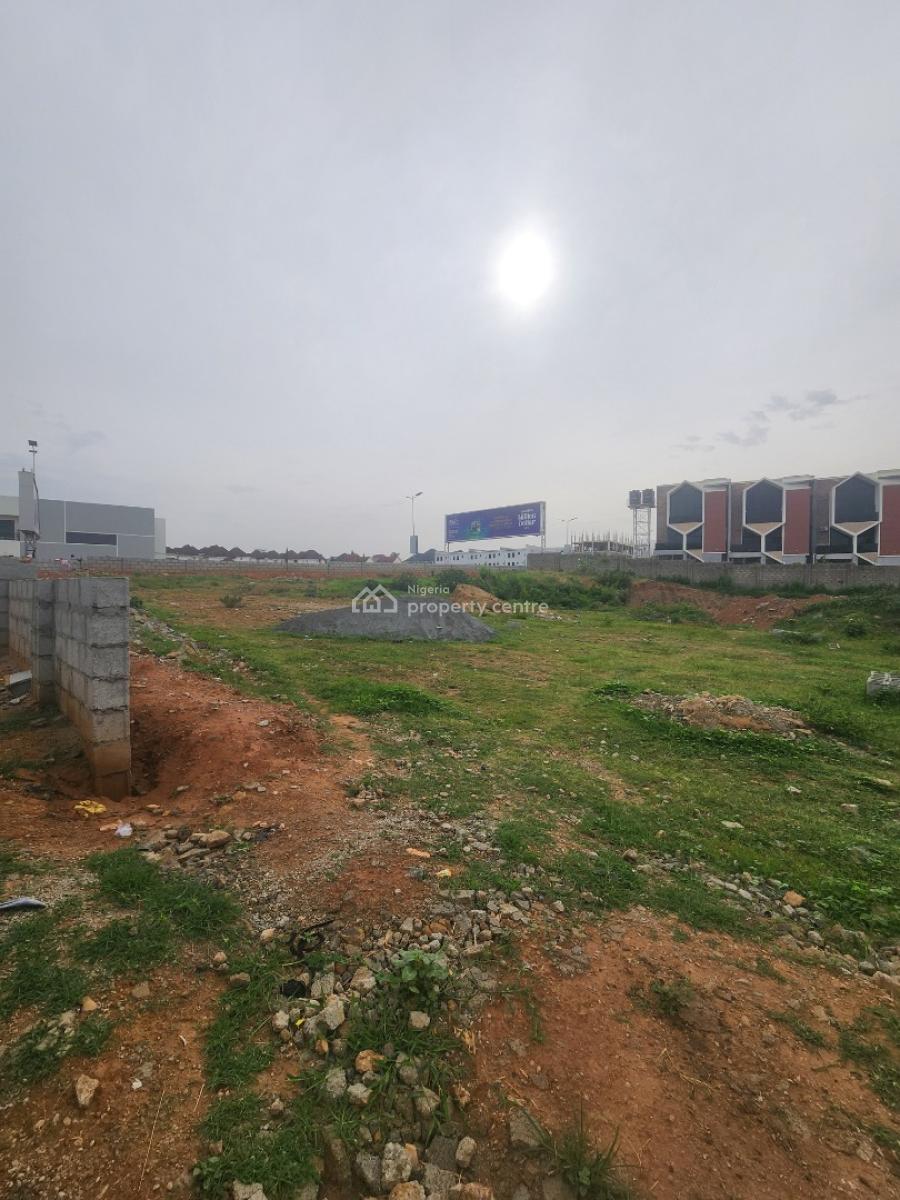Plot of Land in an Estate, By H-medix Mall, Guzape District, Abuja, Residential Land for Sale