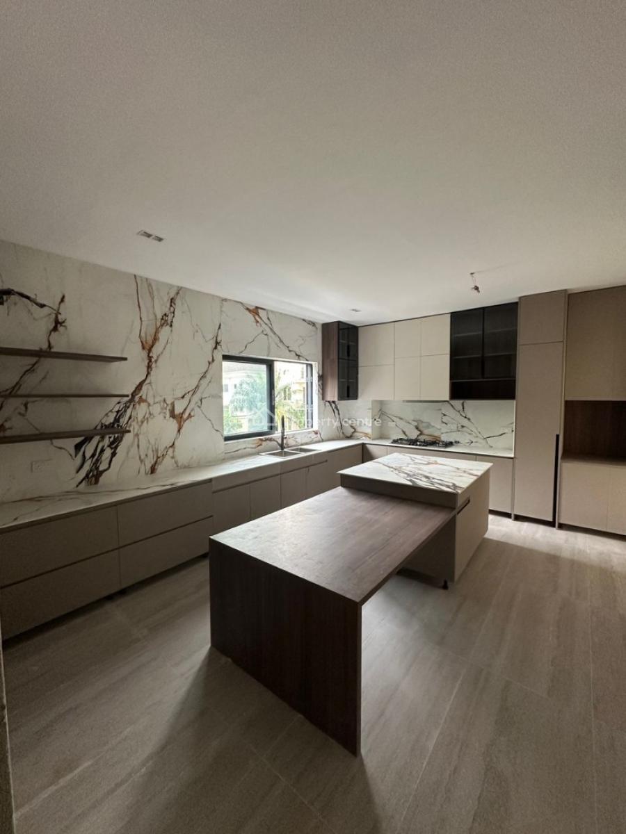 Brand New  Tastefully Finished  4 Bedroom Terrace Apartment Located in, Parkview, Ikoyi, Lagos, Terraced Duplex for Rent