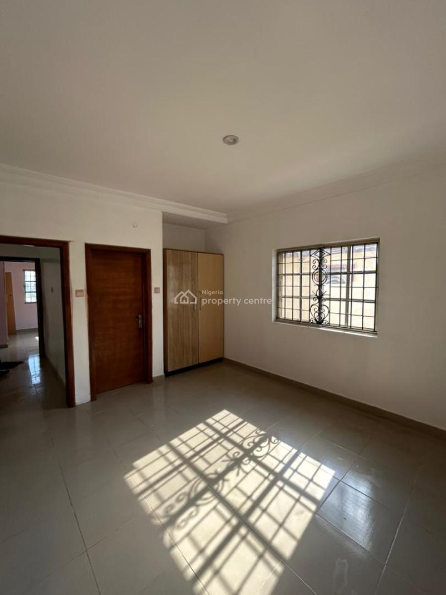 Lovely 4 Bedroom Duplex, Semi Detached, Unilag Estate, Magodo Phase 1, Gra Phase 1, Magodo, Lagos, Semi-detached Duplex for Rent