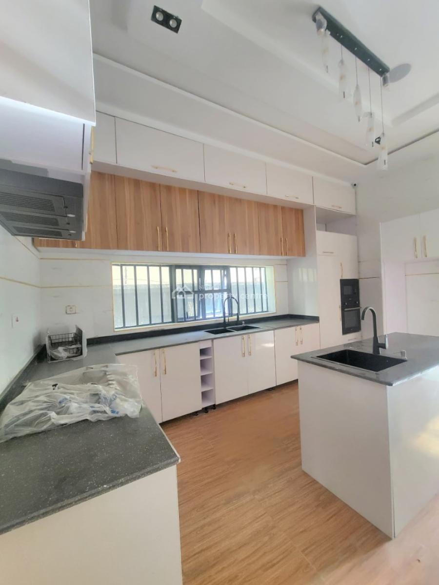 Spacious and Standard 5 Bedroom Fully Detached Duplex, Osapa London, Lekki, Lagos, Detached Duplex for Sale