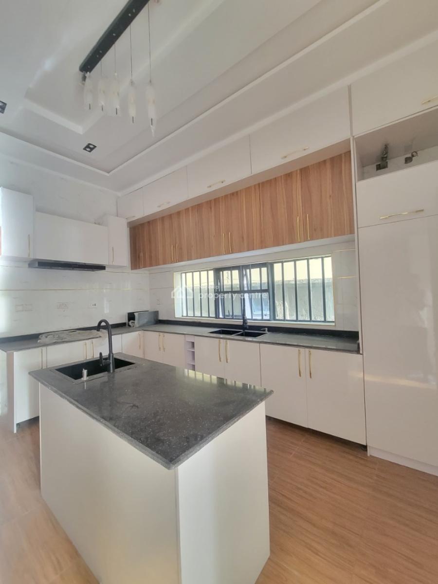 Spacious and Standard 5 Bedroom Fully Detached Duplex, Osapa London, Lekki, Lagos, Detached Duplex for Sale