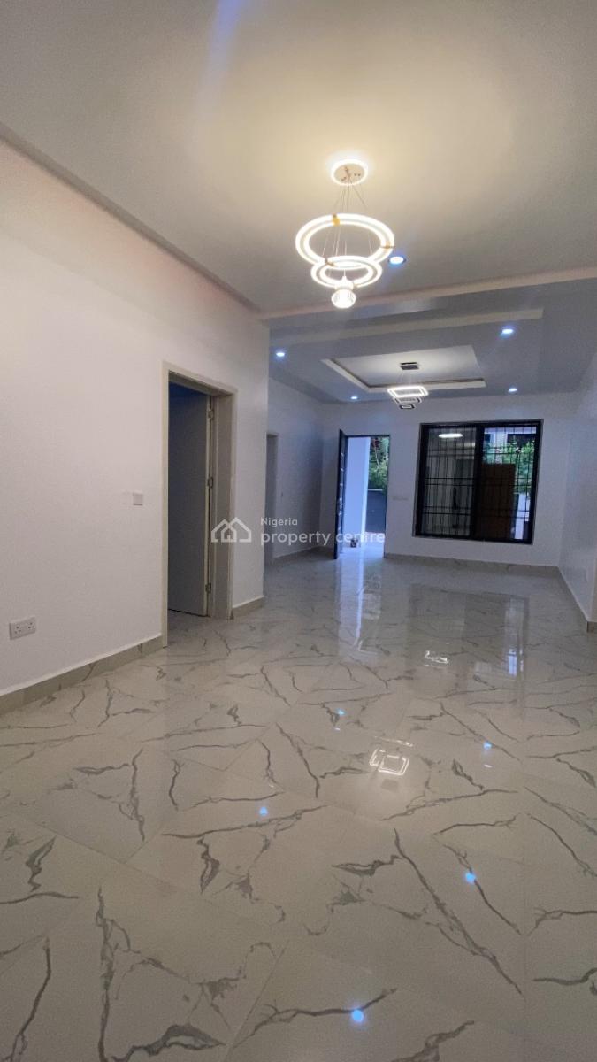 Neatly Built 3 Bedroom Flat+ Bq  Jahi, Jahi, Abuja, Flat / Apartment for Rent