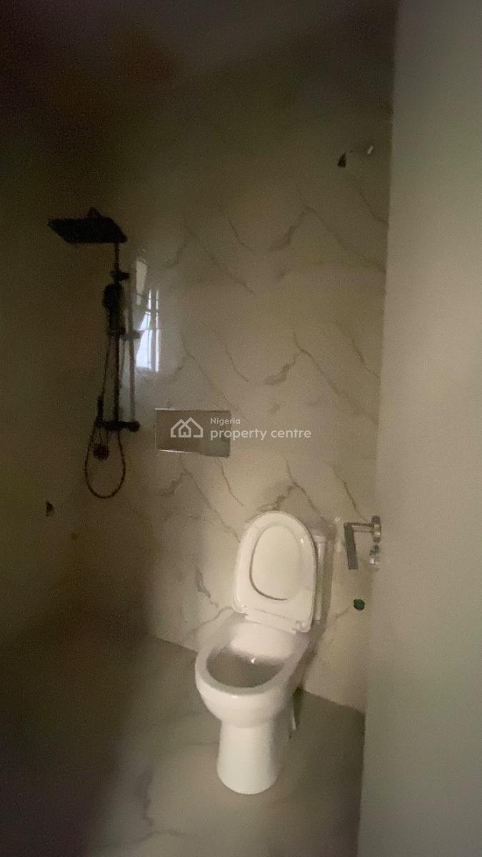 Neatly Built 3 Bedroom Flat+ Bq  Jahi, Jahi, Abuja, Flat / Apartment for Rent