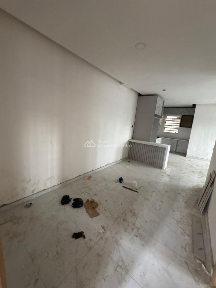 2bedroom Flat, Fola Agoro, Yaba, Lagos, Flat / Apartment for Rent