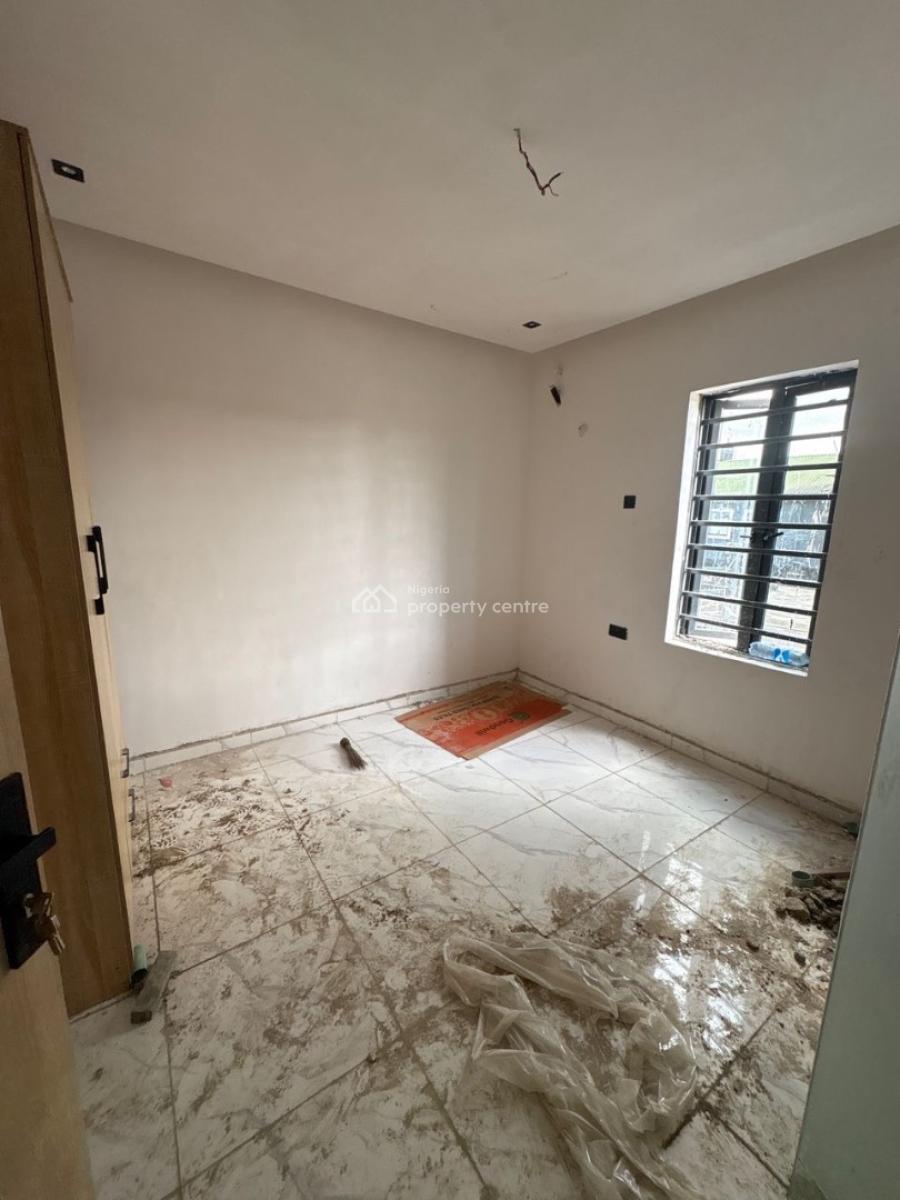 2bedroom Flat, Fola Agoro, Yaba, Lagos, Flat / Apartment for Rent