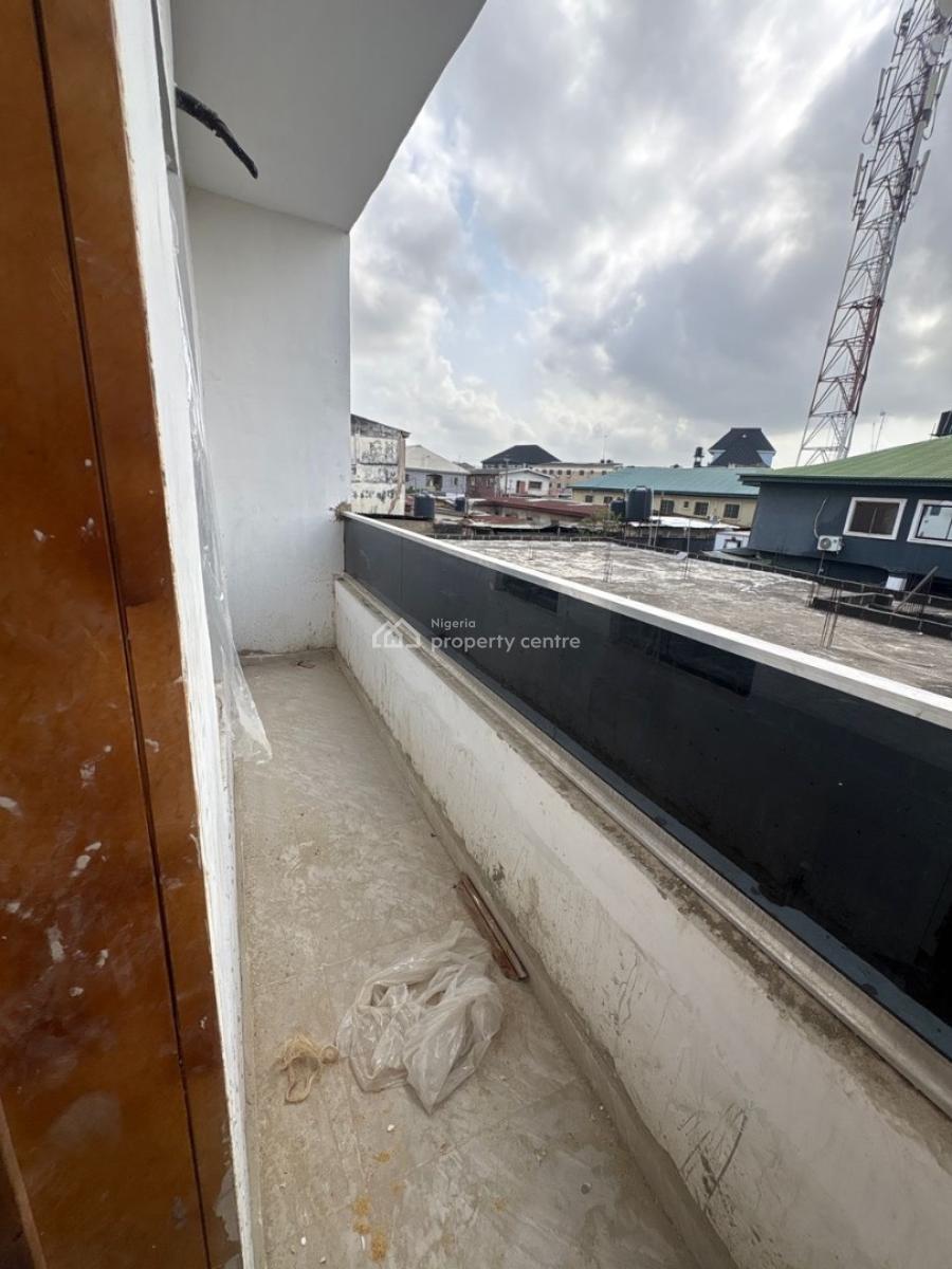 2bedroom Flat, Fola Agoro, Yaba, Lagos, Flat / Apartment for Rent