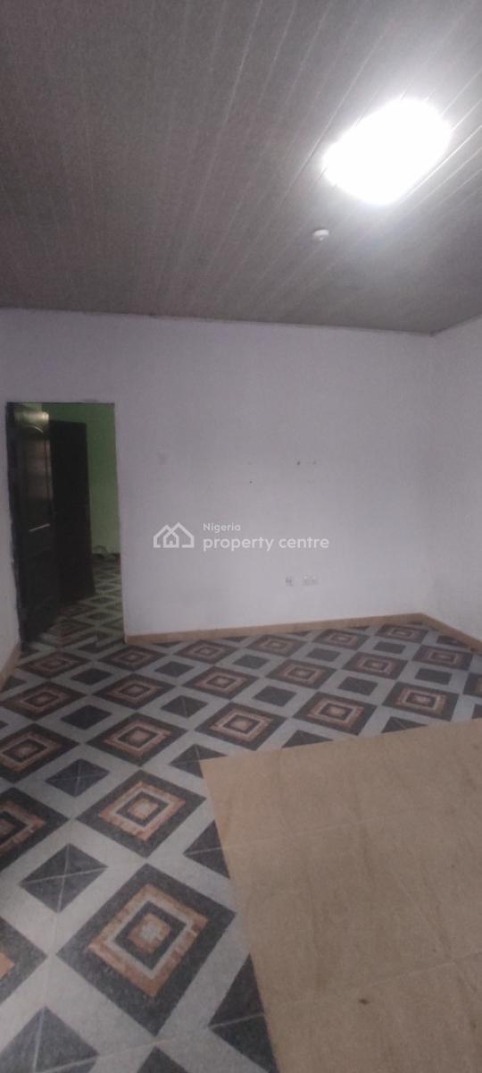 Spacious Ensuit 1 Bedroom Bungalow Back House, Ogombo, Ajah, Lagos, Mini Flat (room and Parlour) for Rent