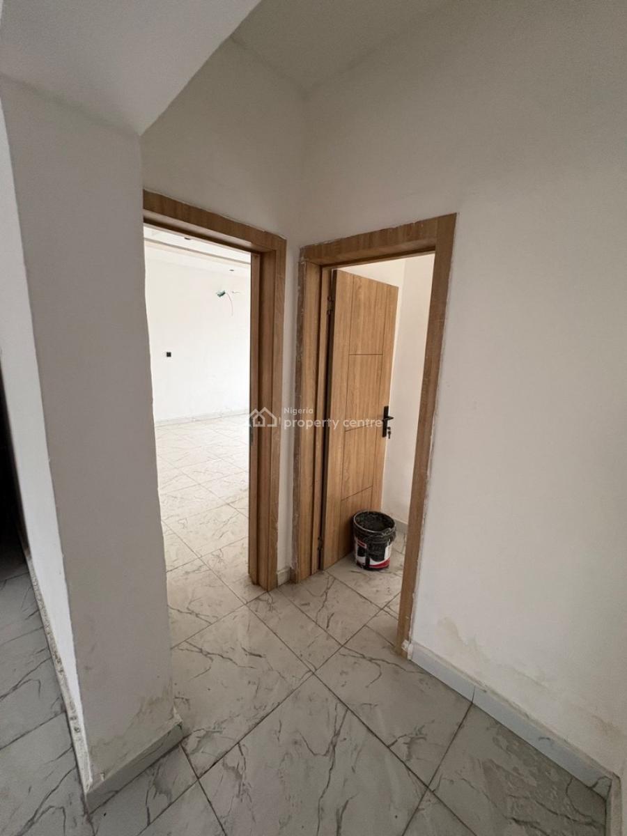 2bedroom Flat, Yaba Tech Gra, Yaba, Lagos, Flat / Apartment for Rent